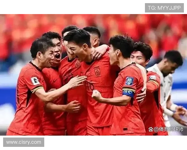 国足鏖战九十分钟顽强逆转强敌再燃球迷激情共盼世界杯荣耀时刻 国足鏖战九十分钟顽强逆转强敌再燃球迷激情共盼世界杯荣耀时刻