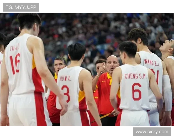 中国男篮迎战菲律宾队备战亚运会 强势阵容引发球迷期待