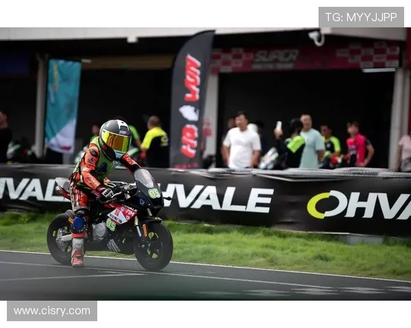 摩托GP赛季精彩纷呈 各大车队争夺总冠军激烈升级