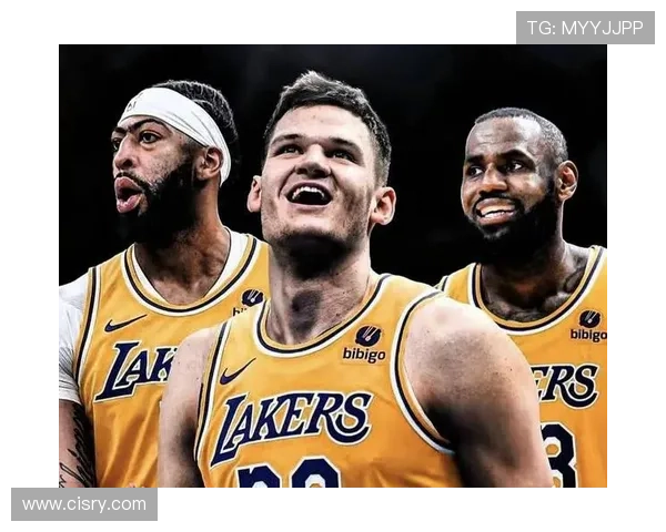 NBA新赛季热火开局强势 詹姆斯领衔湖人争冠之路再起波澜