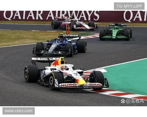 新赛季F1格局生变顶级车队博弈引发车迷热议世界冠军争夺战升级